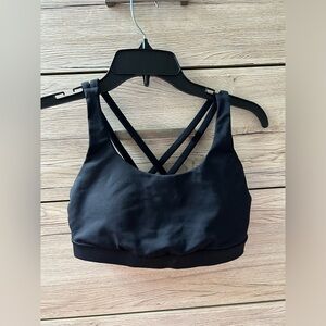 Black lululemon sports bra size 4